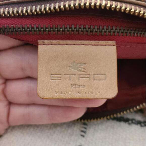 Authentic ETRO Milano Vintage Handbag - Picture 10 of 14